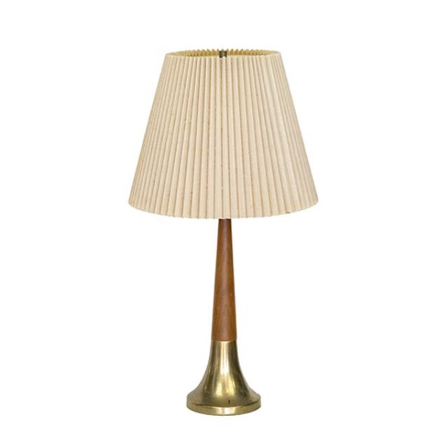 LAMP-Table Wood Pillar W/Brass Base