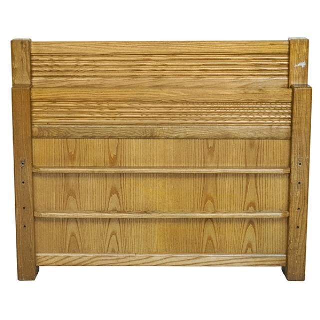 TWIN TRUNDLE BED- (2) Drawer-Light Oak W/Brass Hardware