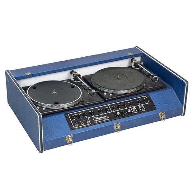 DJ TURN TABLE-Blue & Chrome Case