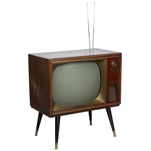 TELEVISION-Circa 1960 MagnaVox W/Built in Antenna