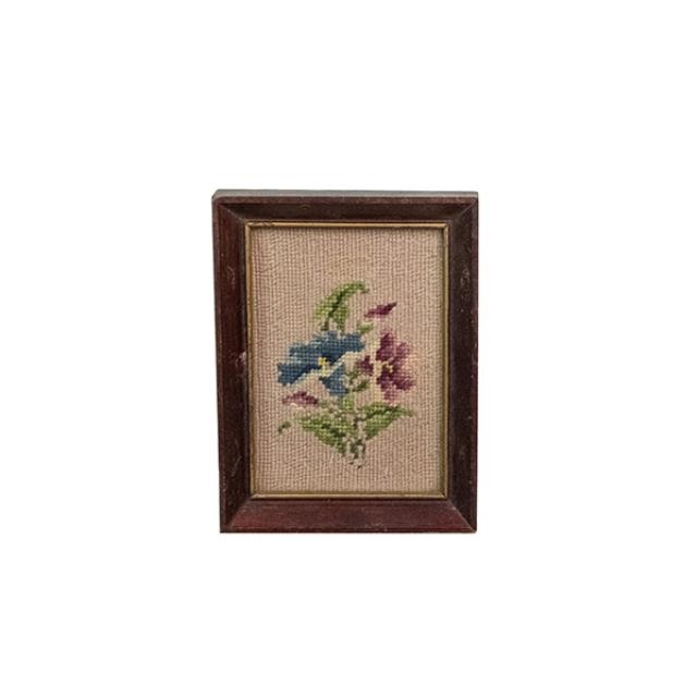 NEEDLEPOINT-Blue/Pink Flowers