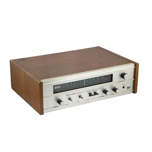 RADIO-Realistic STA-36 Solid State AM/FM Stereo