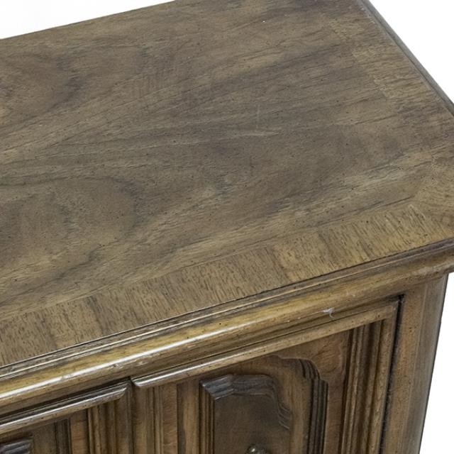 END TABLE-Fruitwood Traditional W/Antique Bronze Hardware