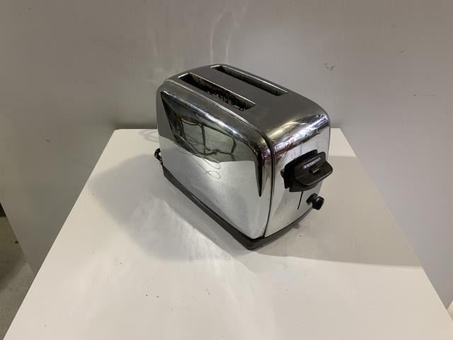 TOASTER-Vintage Camfield Toaster w/Engraved Sides