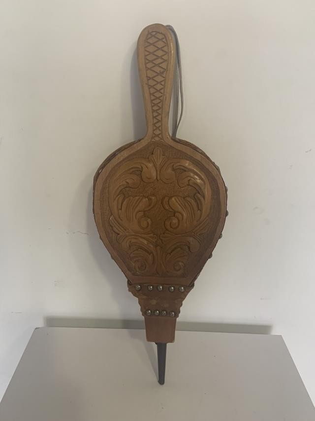 BELLOWS-Light Wood-Carved