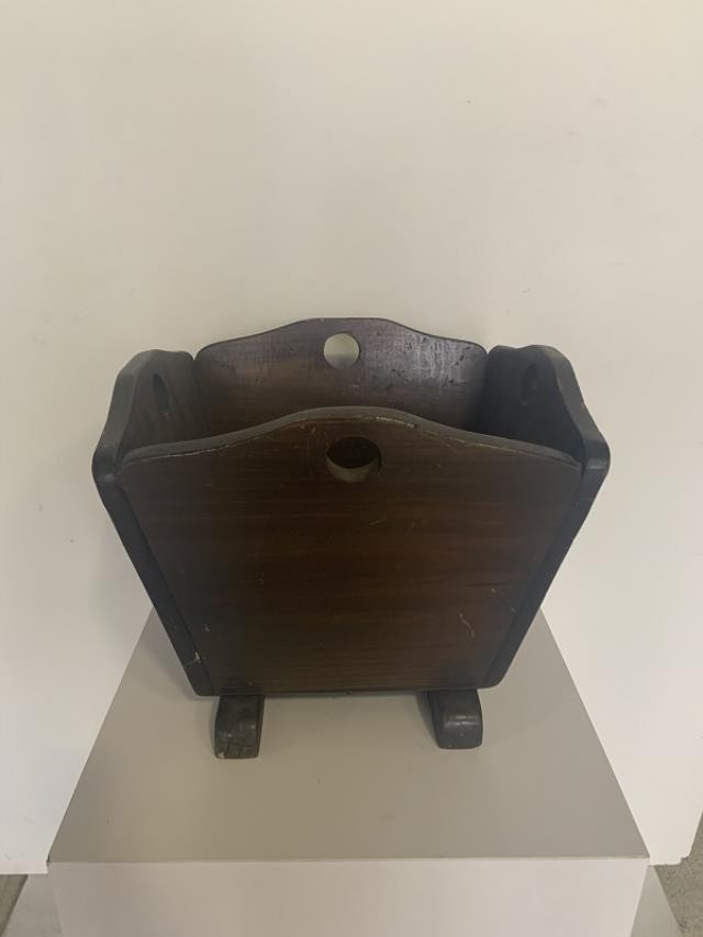 MAGAZINE RACK-Colonial Wood