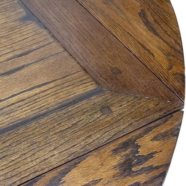 OAK DINING TABLE-W/Side Leaves