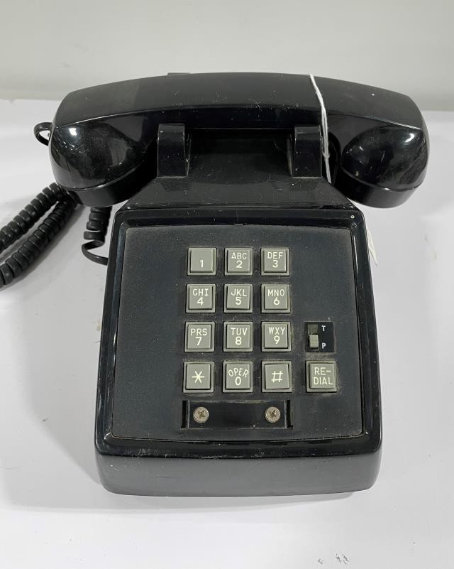 VINTAGE PHONE-Black Push Button W/Redail Button