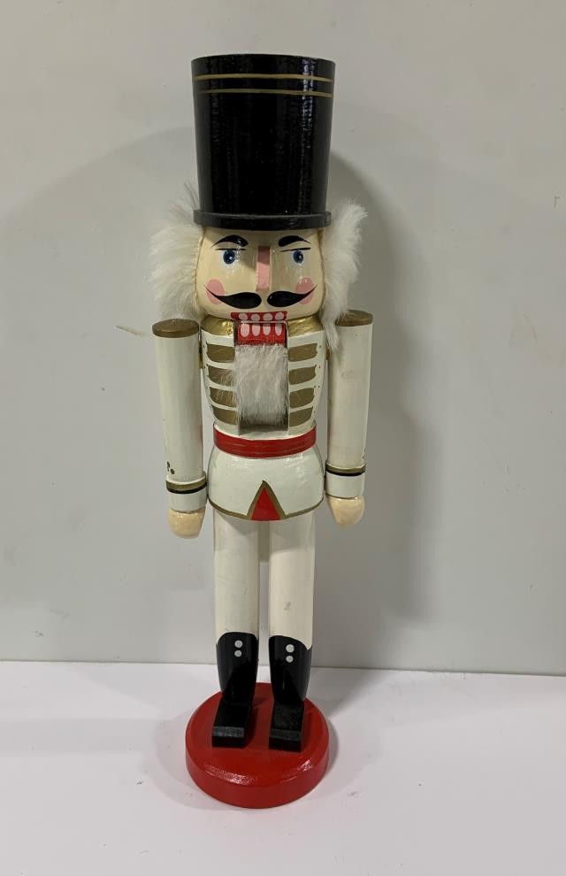 HOLIDAY NUTCRACKER-Black Top Hat, White Outfit, & Gold Epaulettes