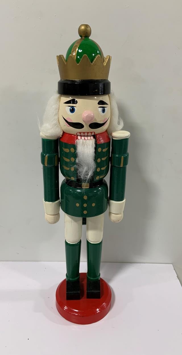 HOLIDAY NUTCRACKER-W/Gold & Green Crown