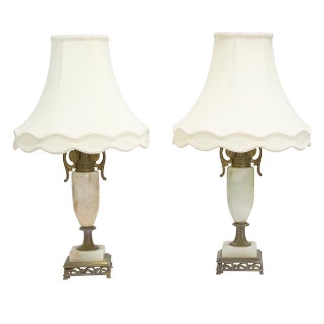 TABLE LAMP-Brass & Marble Urn w/Fittings