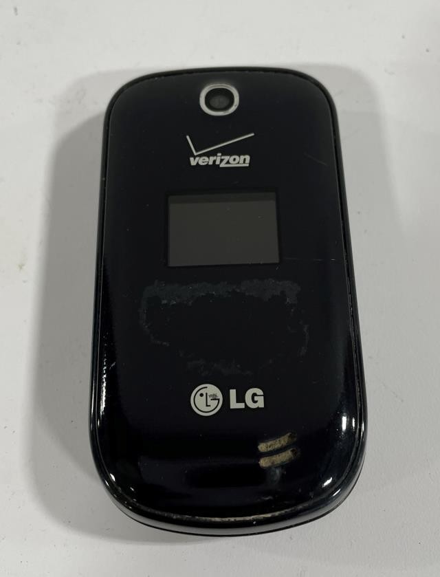 CELL PHONE-Verizon LG Black Flip Phone