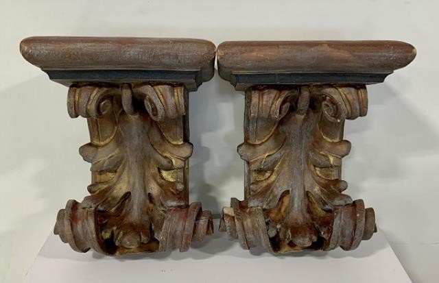 WALL SCONCE-Ornate Scrolled Corbal