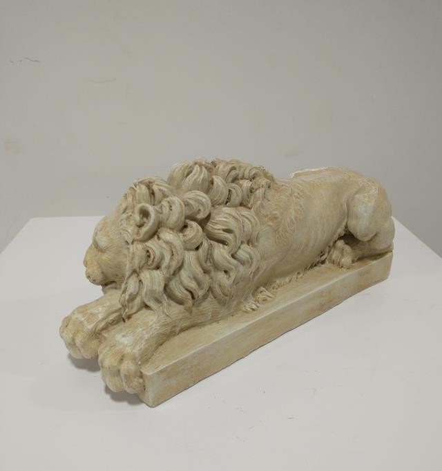 SCULPTURE-RAF Faux Stone Lion