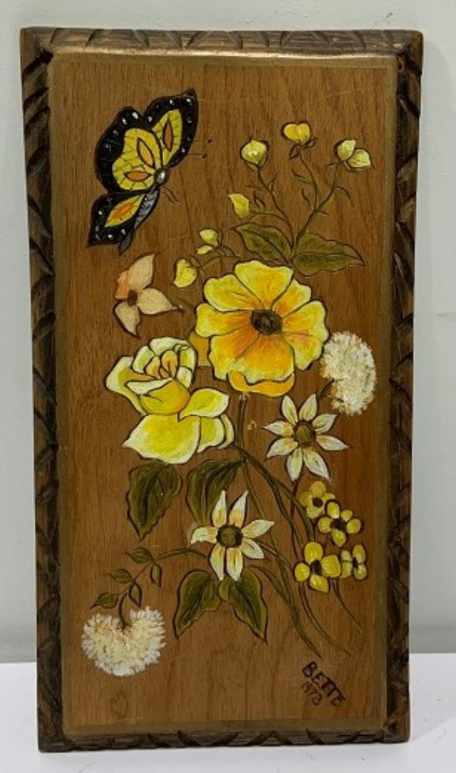 PLAQUE-70's Floral Plaque
