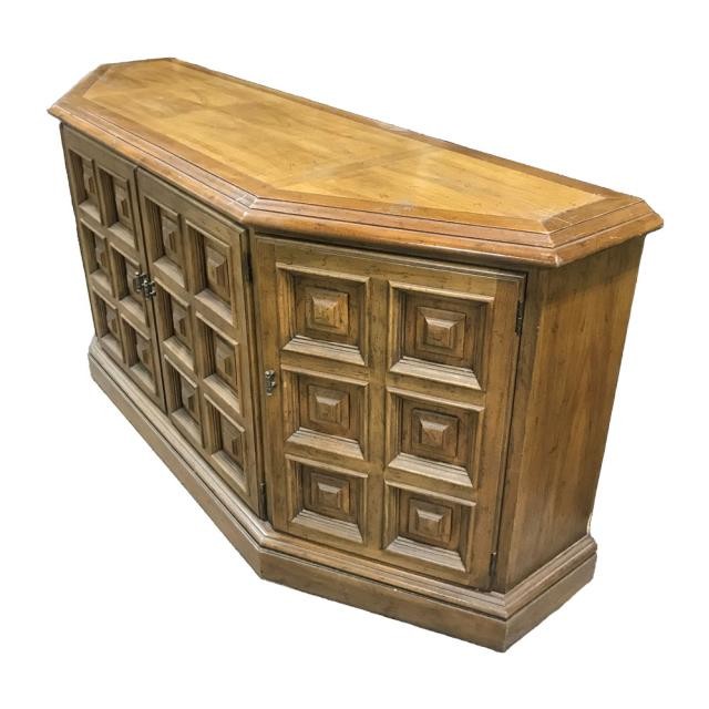 CONSOLE-Oak Veneer-(4) Doors W/Inset Square Design