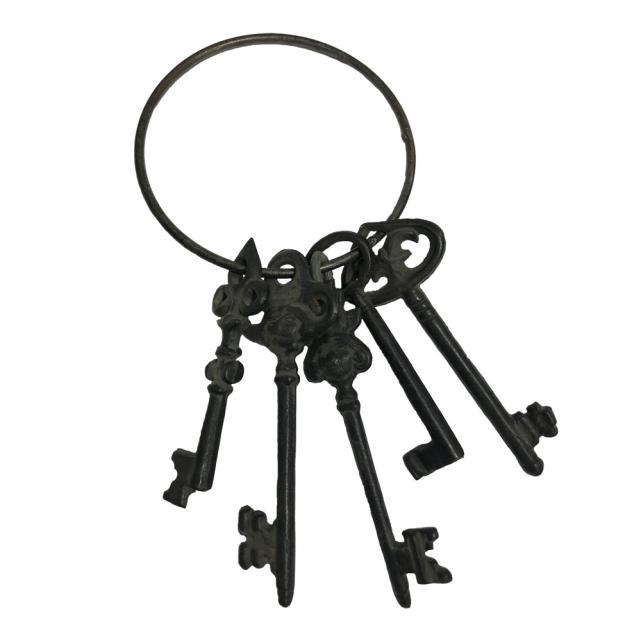 KEYS-Large Cast Iron Jailers Key Set