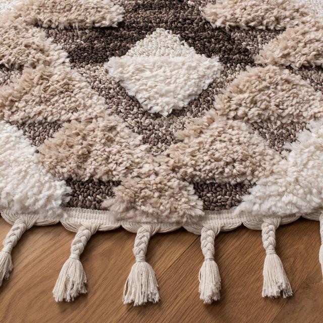 RUG-(6'7"x 9'2")Moroccan Tassel Shag/Beige & Brown