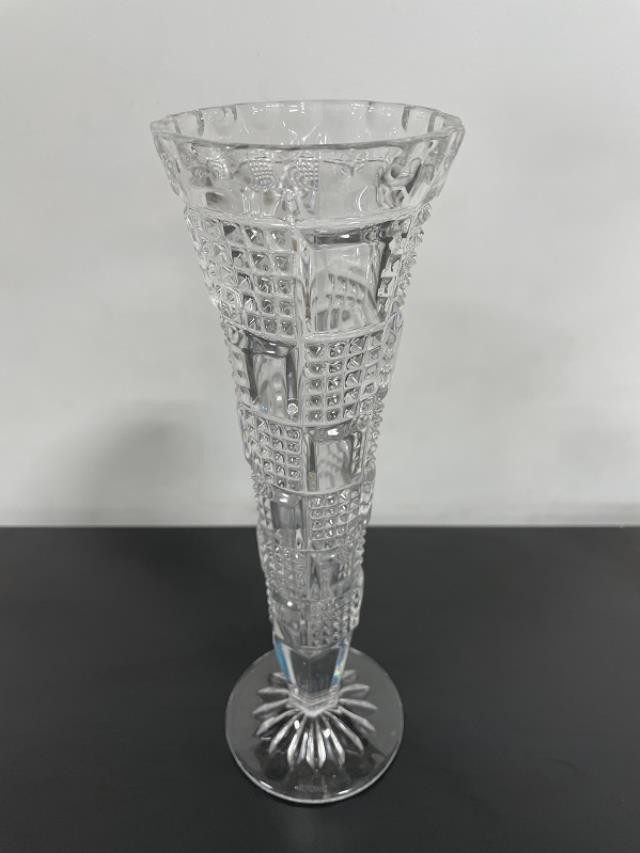 VASE-Cut Glass Checkered Pattern