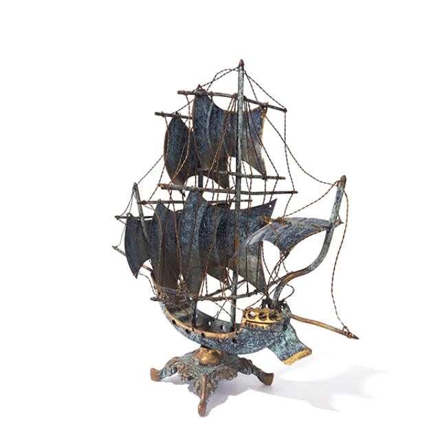 MODEL-Golden Tarnished Metal Ship