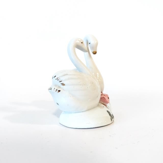 FIGURINE-Two Swans w/Gold Accents-Anniversary Souvenir