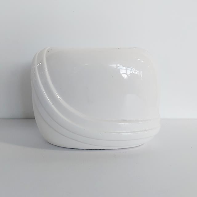 VASE-Oval Off White Vase w/Curved Lines