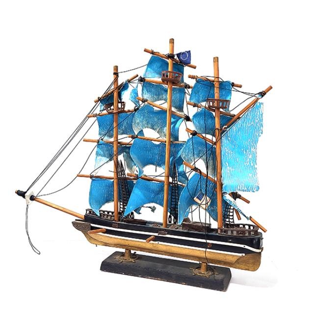 SHIP MODEL-"Red Jacket" w/Blue Sails