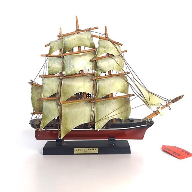 SHIP MODEL-Med. "Cutty Sark 1869" Black & Red