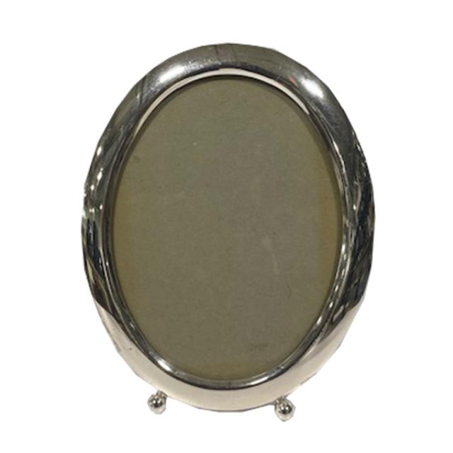 PICTURE FRAME-Oval Chrome