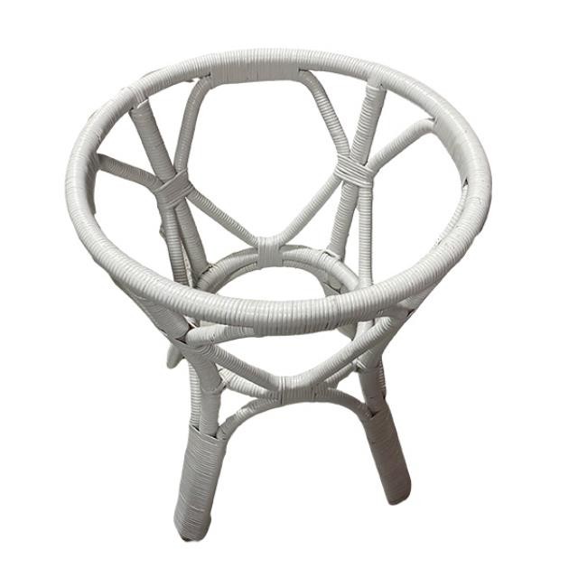 GARDEN TABLE-Round White Wicker |Glass Top