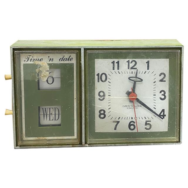 WALL CLOCK-Vintage Westclox w/Time & Date