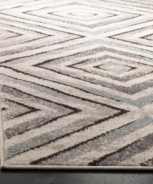 RUG-(8'x10')Cream & Beige Diamonds