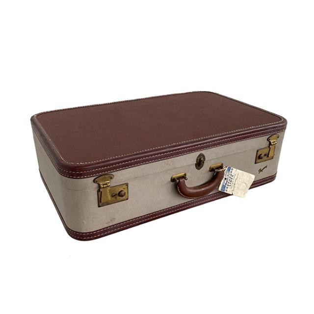 (64080302) SUITCASE-Vintage Plum & Grey Skyway Suitcase