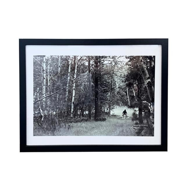 (HDEW0109)FRAMED PHOTOGRAPHY-Blk/Wht Photo-Man Drumming in Forest