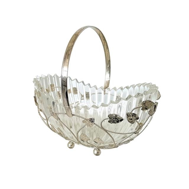 (25050028)BREAD BASKET-Vintage MCM Silver Plated Leaf Basket w|Sawtooth Glass Insert