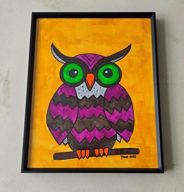 (8521PJ62) Chevron Owl W/Green Eyes